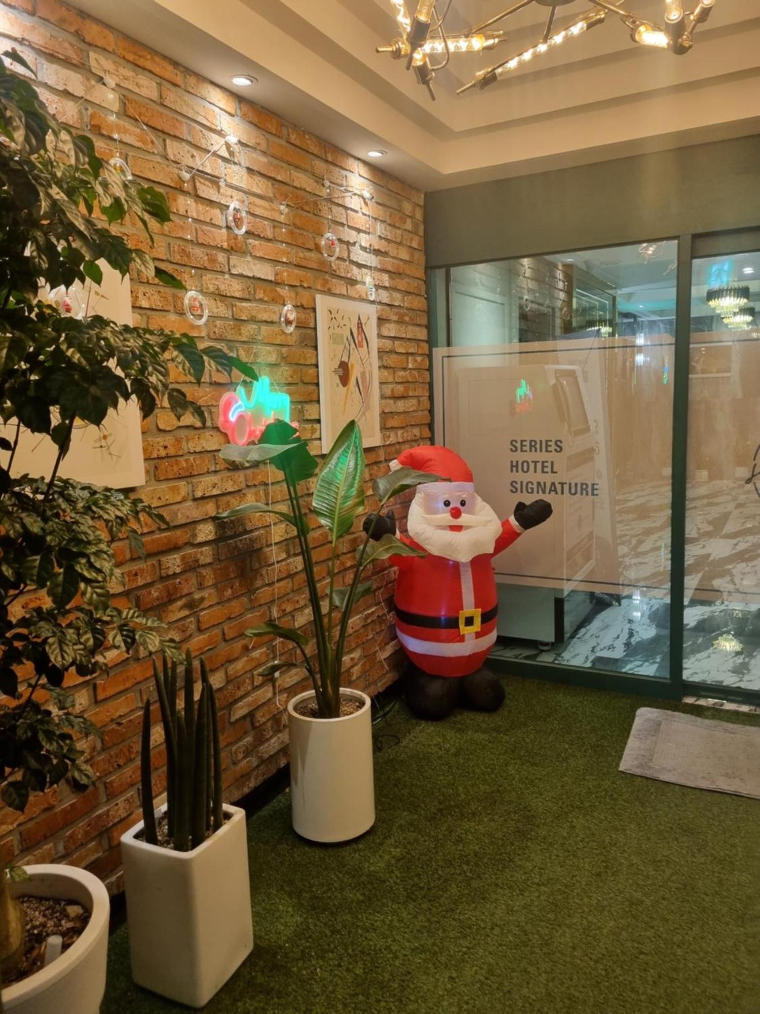 Series Hotel Gyeongju Exterior foto